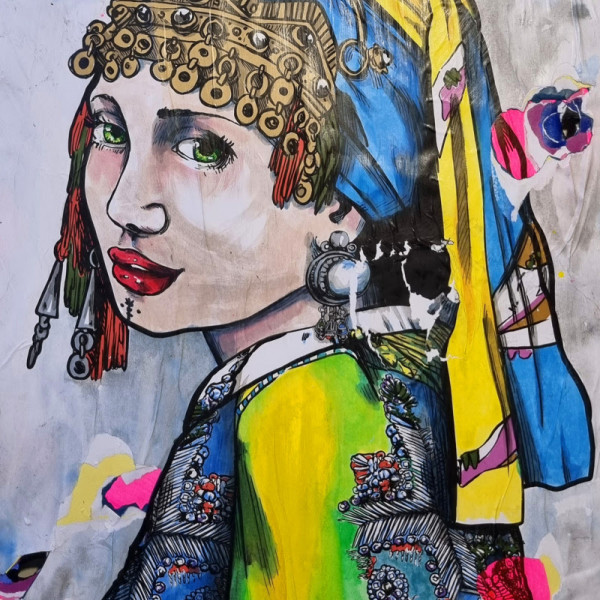 Berber girl with a pearl earring